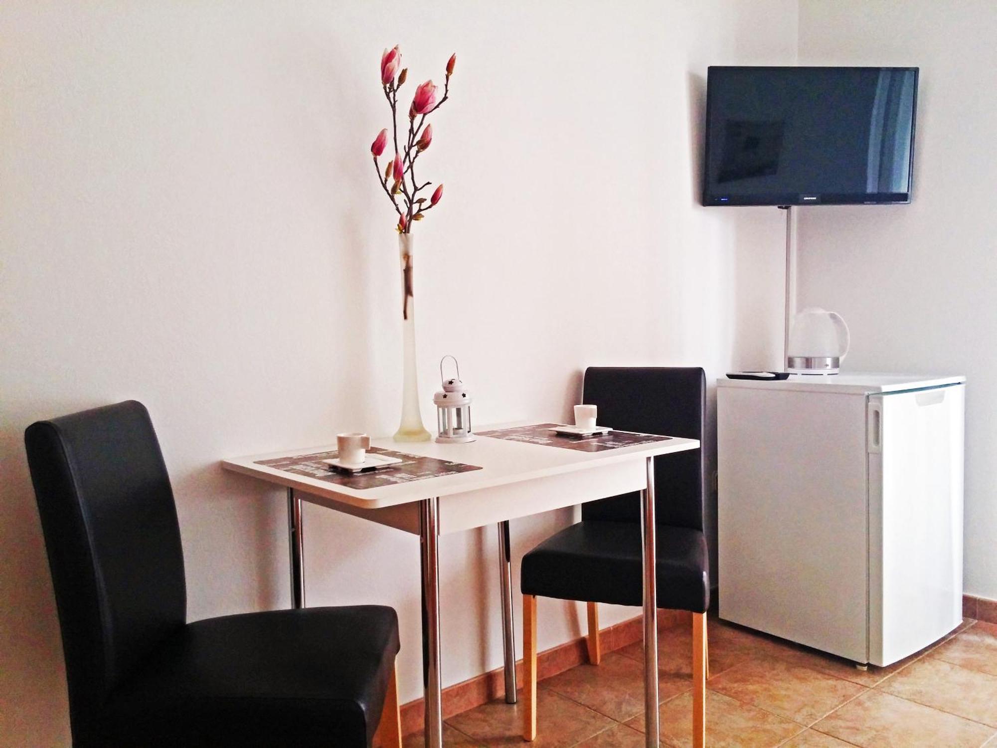 Apartments And Rooms Saric Jadrija Rum bild